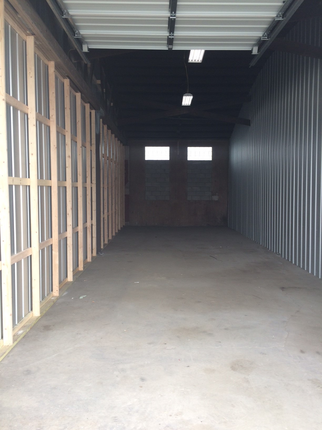 801 E Main St. - 16-11