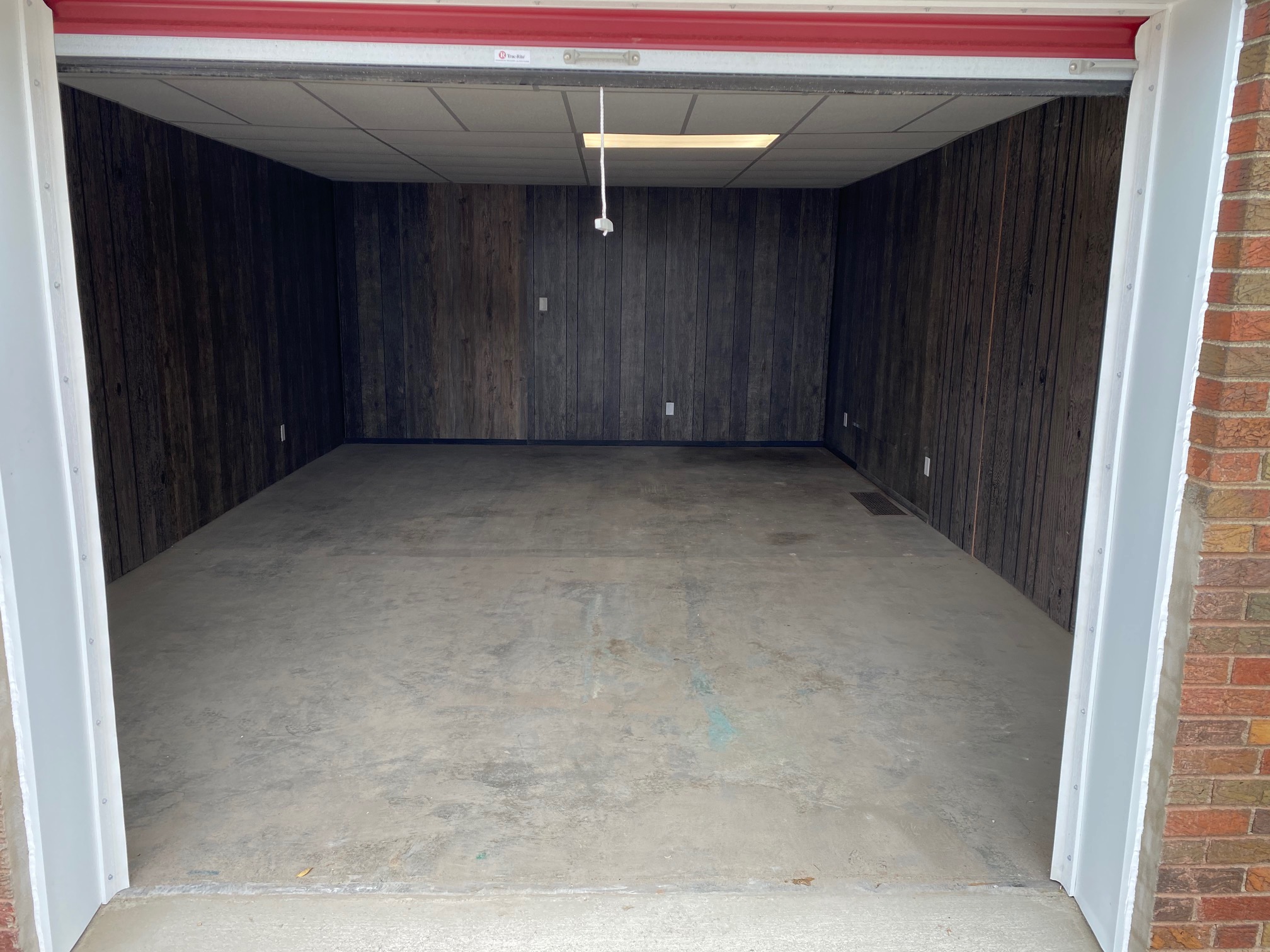 435 E. Main St - 503-5 (Storage Locker 15X23)