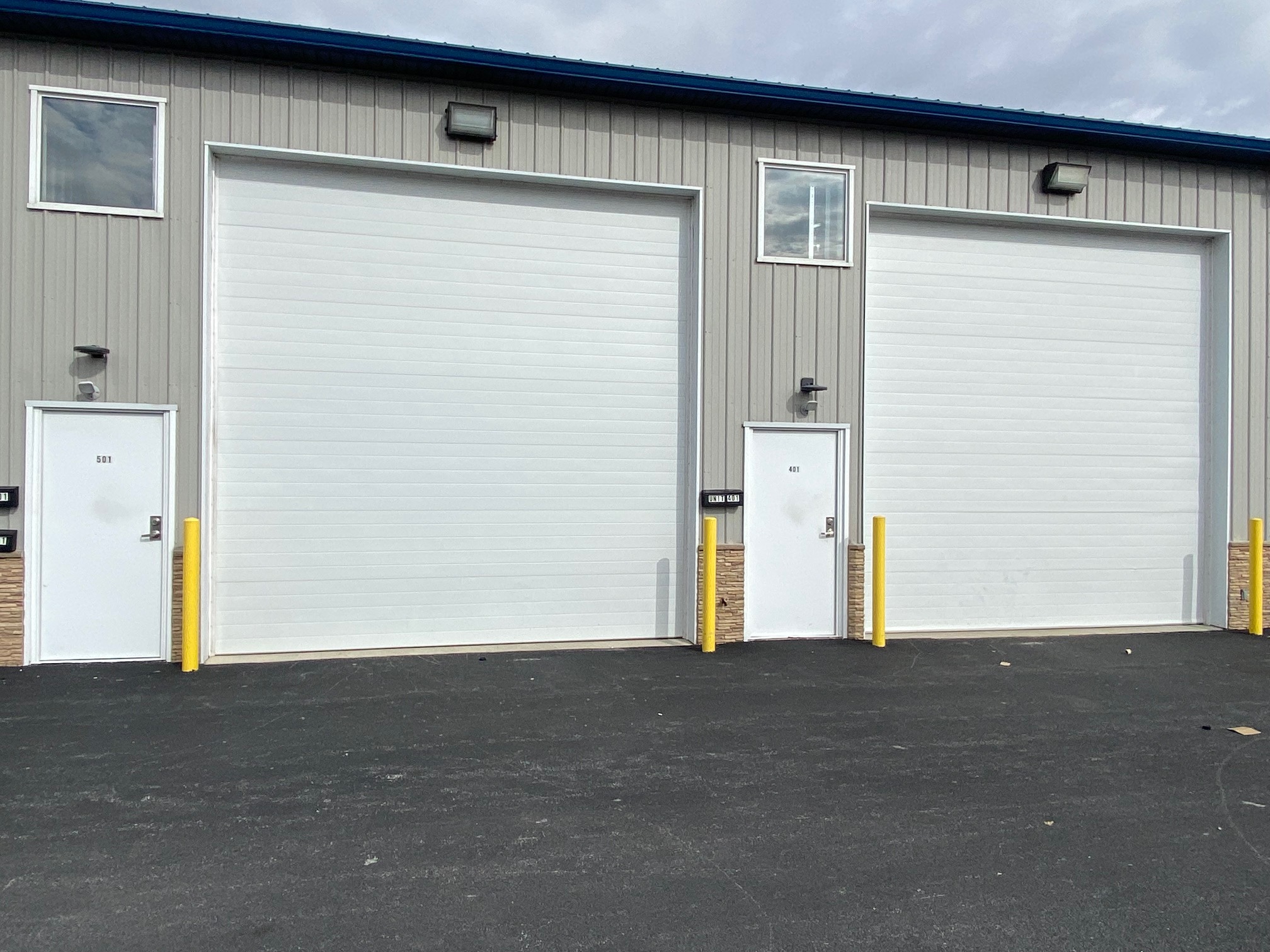 4501 Airport Drive - 401