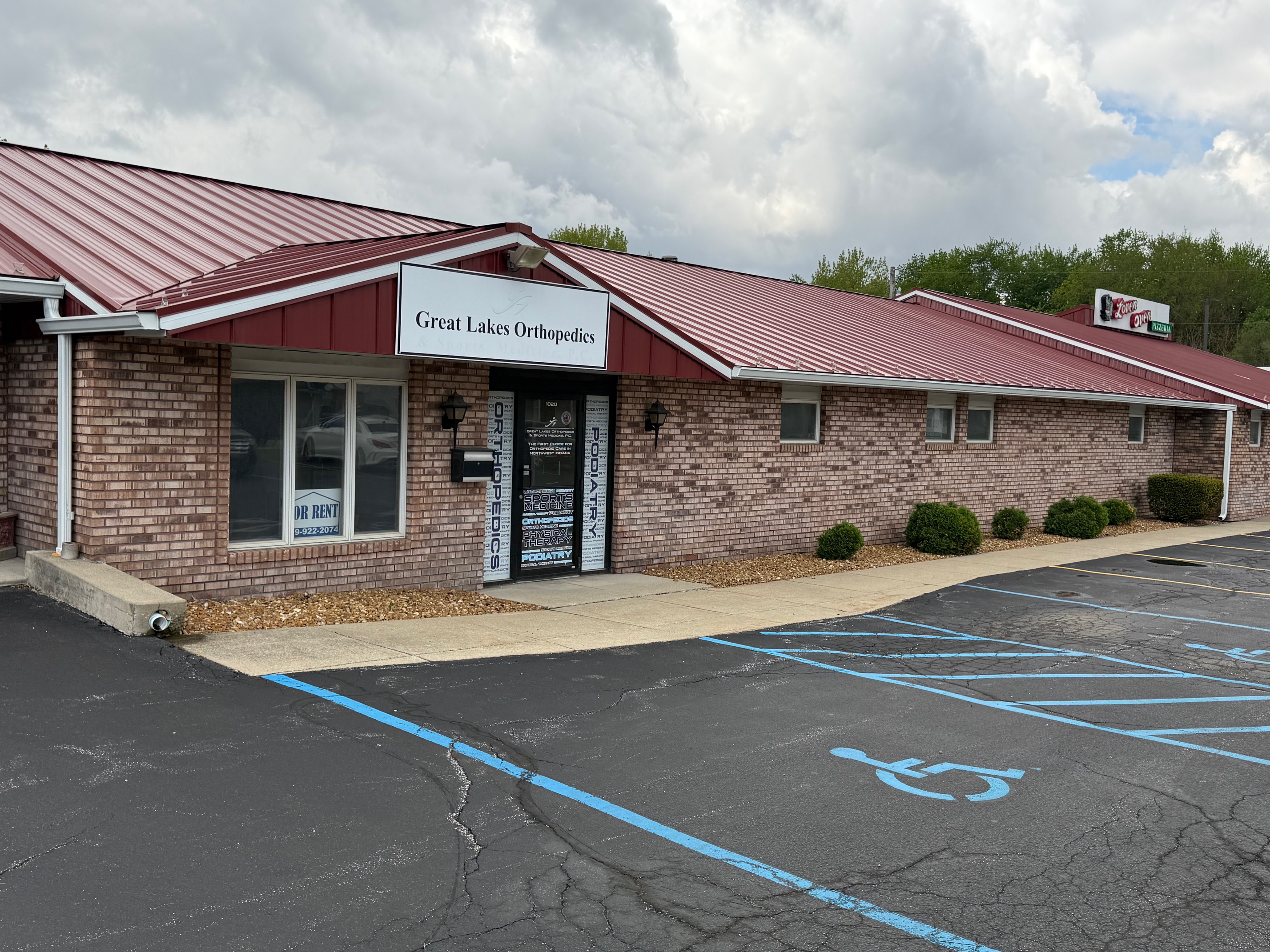 1020 E. Commercial